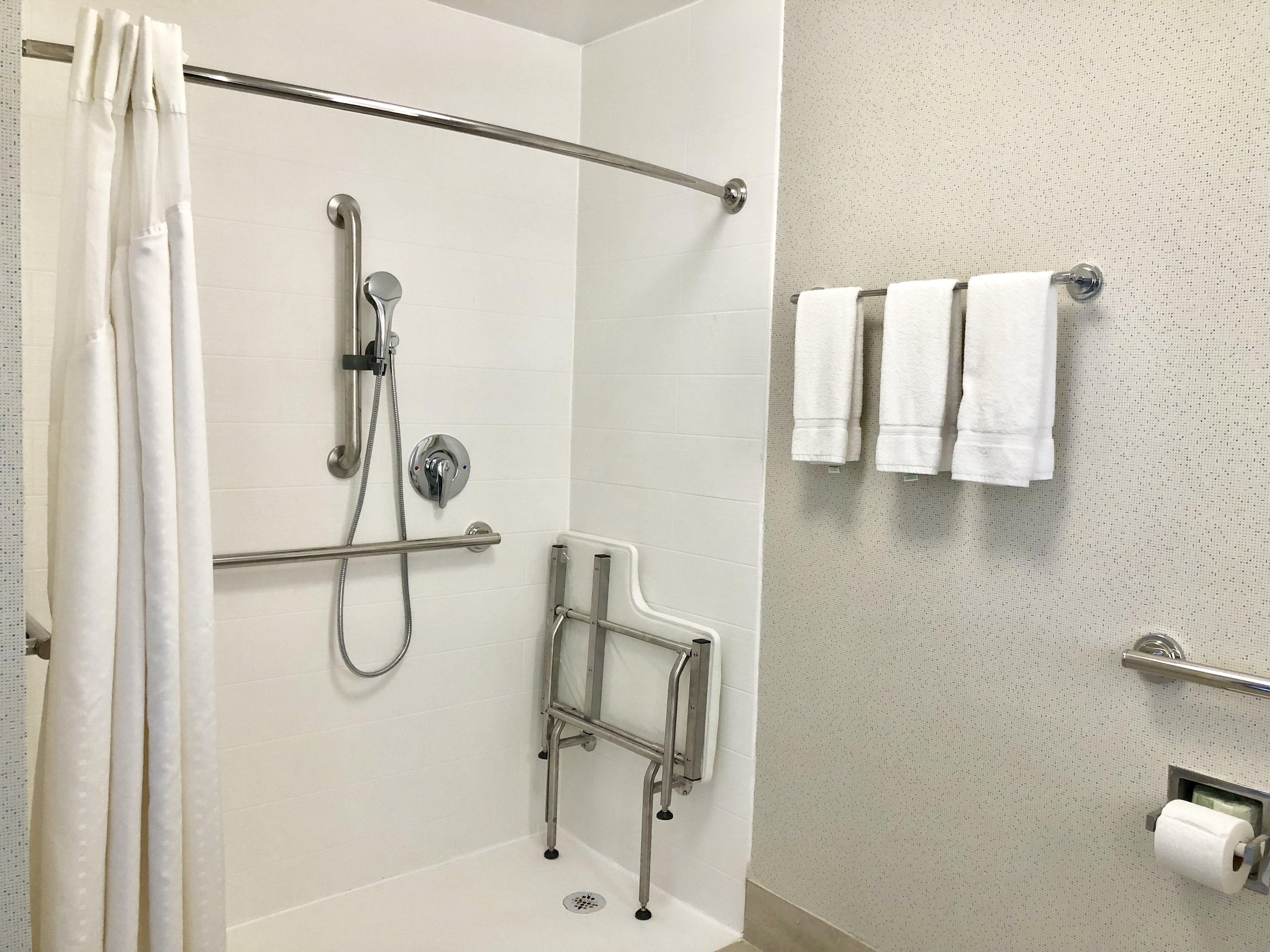 Holiday Inn Express Great Barrington By Ihg Exterior photo