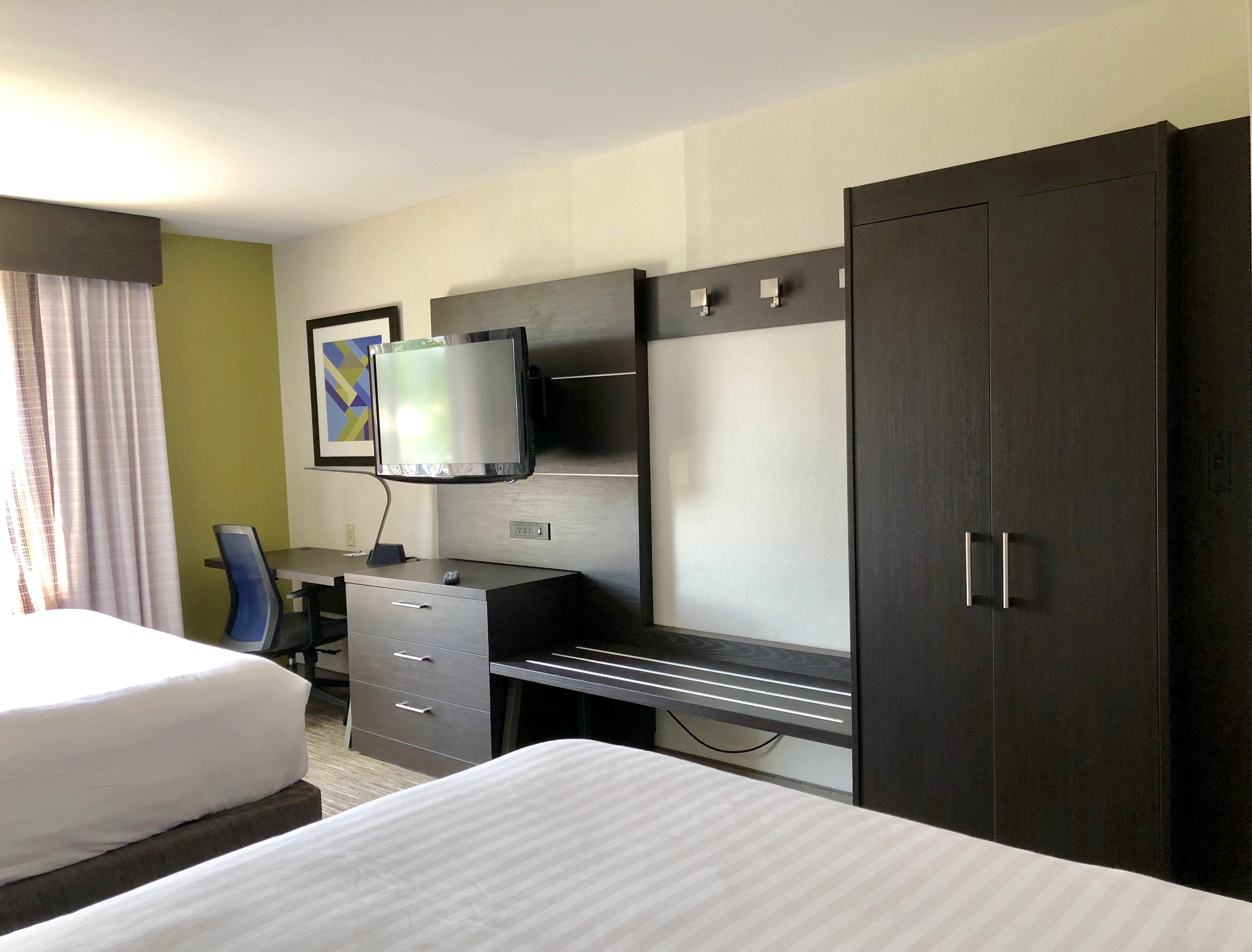 Holiday Inn Express Great Barrington By Ihg Exterior photo