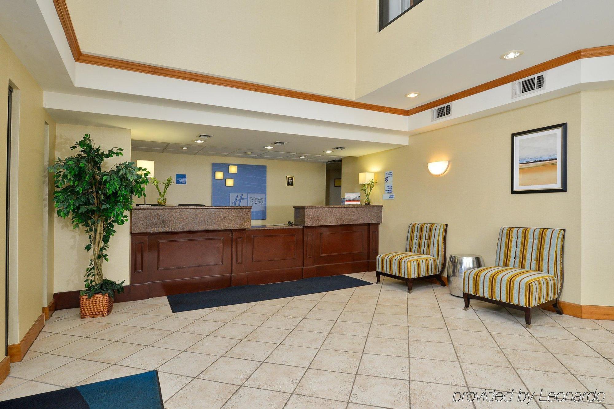 Holiday Inn Express Great Barrington By Ihg Exterior photo